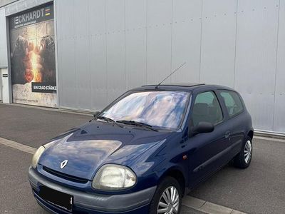Gebraucht Renault Clio II 66 PS (48 kW) 1999 Kleinwagen