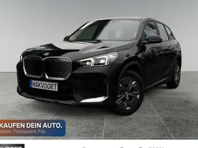 Gebraucht BMW iX1 230 kW (313 PS) 2023 Schwarz SUV