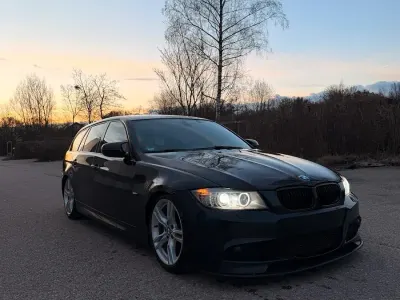 Gebraucht BMW 320 M Sport 250 PS (183 kW) 2010 Schwarz Kombi