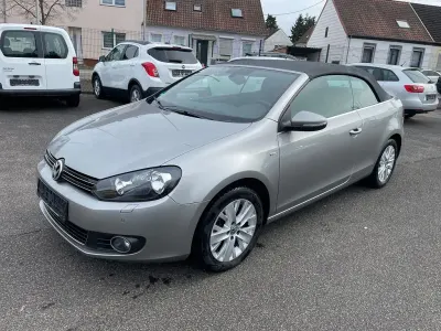 Gebraucht VW Golf Cabriolet Life 105 PS (77 kW) 2014 Silber Cabrio