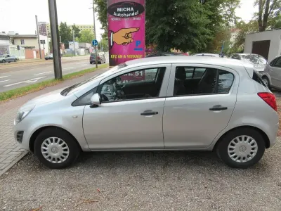 Gebraucht Opel Corsa Selection 69 PS (50 kW) 2014 Silber Kleinwagen