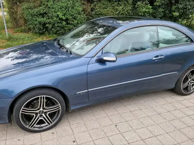 Gebraucht Mercedes CLK200 163 PS (119 kW) 2003 Blau Coupé