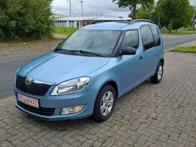 Gebraucht Skoda Roomster Plus Edition 86 PS (63 kW) 2014 Blau Van / Kleinbus