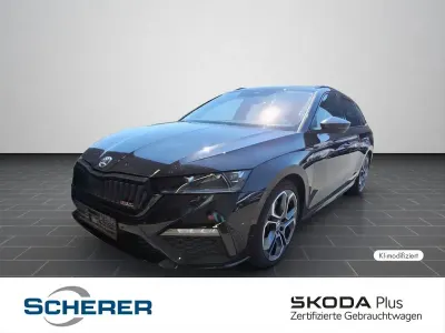 Gebraucht Skoda Octavia RS 245 PS (180 kW) 2024 Blackmagic perleffekt Kombi