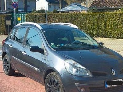 Gebraucht Renault Clio GrandTour Authentique 75 PS (55 kW) 2008 Grau Kombi