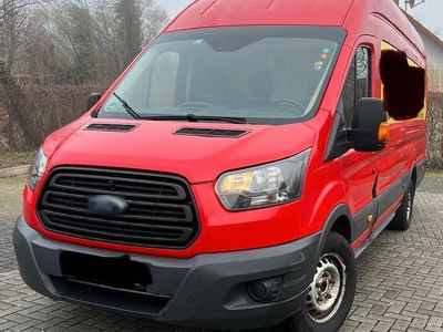 Gebraucht Ford Transit 130 PS (95 kW) 2018 Rot Van / Kleinbus