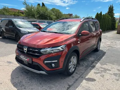 Gebraucht Dacia Jogger Comfort 101 PS (74 kW) 2022 Braun Van / Kleinbus