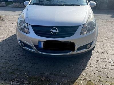 Gebraucht Opel Corsa 90 PS (66 kW) 2010 Silber Kleinwagen