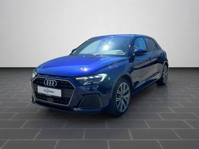 Gebraucht Audi A1 Advanced Plus 110 PS (80 kW) 2024 Navarrablau metallic (metallic) SUV