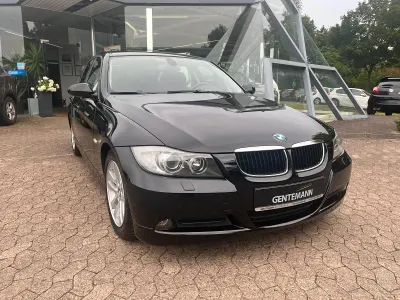 Gebraucht BMW 318 Advantage 143 PS (105 kW) 2008 Schwarz Limousine