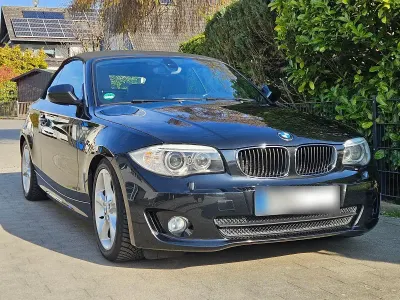 Gebraucht BMW 118 Sport Line 143 PS (105 kW) 2014 Schwarz Kleinwagen