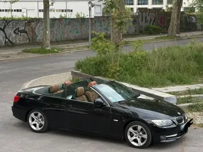 Gebraucht BMW 325 Cabriolet 218 PS (160 kW) 2012 Schwarz Cabrio