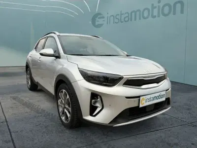 Gebraucht Kia Stonic Platinum 120 PS (88 kW) 2023 Silber SUV