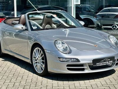 Porsche 911 Carrera Cabriolet