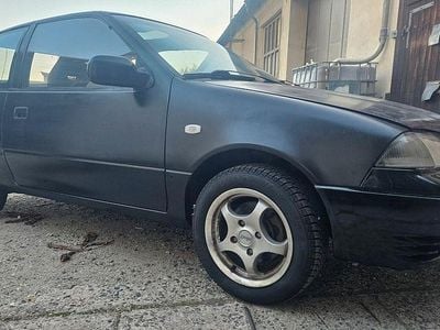 Usata Suzuki Swift 101 CV (74 kW) 1990 Nero Berlina