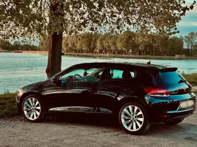 Gebraucht VW Scirocco 122 PS (89 kW) 2010 Schwarz Coupé