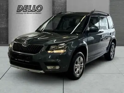 Gebraucht Skoda Yeti 105 PS (77 kW) 2015 Grau SUV