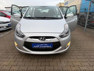 Gebraucht Hyundai ix20 Edition 116 PS (85 kW) 2013 Silber Kleinwagen