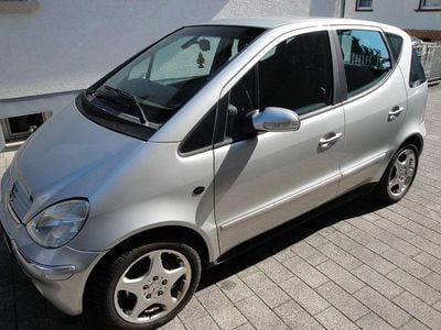 Gebraucht Mercedes A190 Elegance 125 PS (91 kW) 2003 Silber Van / Kleinbus
