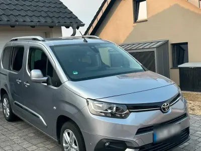 Gebraucht Toyota Proace Verso City 110 PS (80 kW) 2020 Silber Kombi