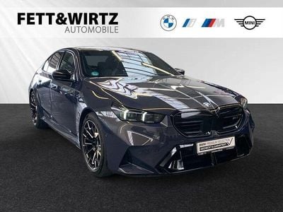 Gebraucht BMW M5 Sport Line 727 PS (534 kW) 2024 Bmw individual sepia metallic Limousine