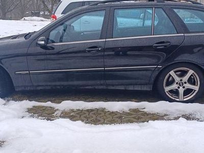 Gebraucht Mercedes C180 105 PS (77 kW) 2004 Schwarz Kombi