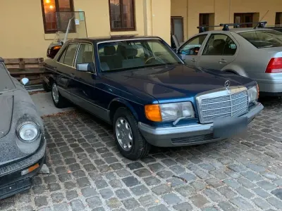 Käytetty Mercedes 500 SE 231 HP (169 kW) 1985 Sininen Sedan