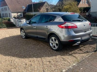 Gebraucht Renault Mégane 131 PS (96 kW) 2011 Grau Limousine