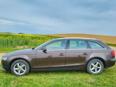 Gebraucht Audi A4 Ambiente 177 PS (130 kW) 2013 Braun Kombi