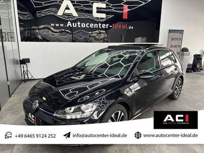 Gebraucht VW Golf VII 131 PS (96 kW) 2019 Deep black perleffekt Limousine