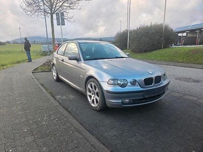 Silber Gebraucht 2003 BMW 316 Compact Kleinwagen | 600 € (Superpreis)