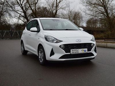 Gebraucht Hyundai i10 Select 67 PS (49 kW) 2020 Weiß Kleinwagen