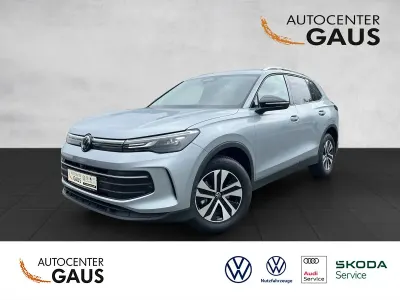 Neu VW Tiguan Life 150 PS (110 kW) 2026 Silber SUV