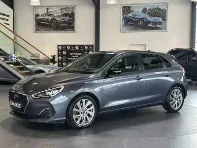Gebraucht Hyundai i30 Passion Plus 310 PS (228 kW) 2018 Grau Limousine