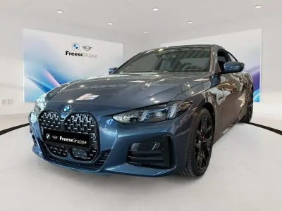 Neu BMW 430 Shadowline 245 PS (180 kW) 2025 Blau Coupé