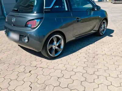 Używany Opel Adam Edition 84 KM (61 kW) 2018 Szary Hatchback