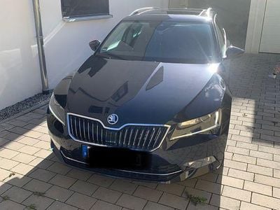 Gebraucht Skoda Superb Style 190 PS (139 kW) 2015 Schwarz Kombi