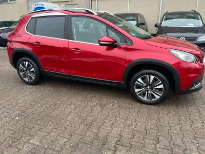 Occasion Peugeot 2008 Allure 114 PK (83 kW) 2019 Rood SUV