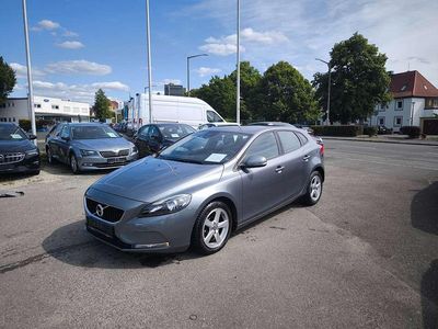 Gebraucht Volvo V40 Kinetic 150 PS (110 kW) 2016 Osmium grey / metallic Kombi