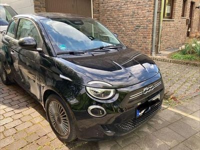 Second-hand Fiat 500e Icon 86 kW (118 CP) 2022 Negru Berlinǎ
