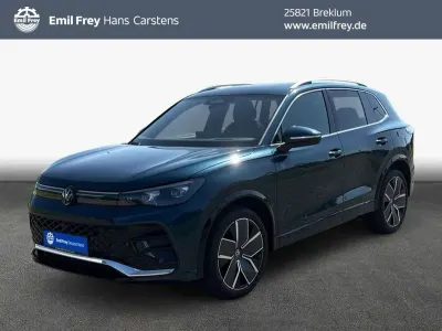 Neu VW Tiguan R-line 150 PS (110 kW) 2026 Nightshade blue metallic SUV