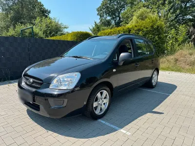Gebraucht Kia Carens EX 140 PS (102 kW) 2008 Schwarz Van / Kleinbus
