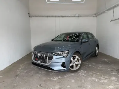 Usata Audi e-tron Advanced 230 kW (313 CV) 2022 Blu SUV