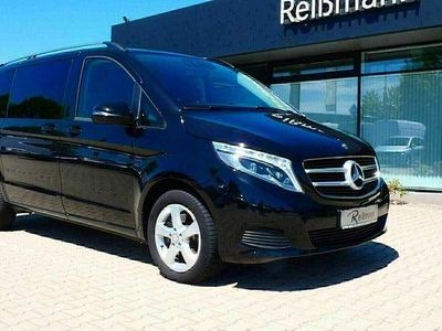 Mercedes V220