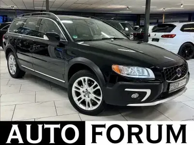 Second-hand Volvo XC70 215 CP (158 kW) 2014 Negru SUV