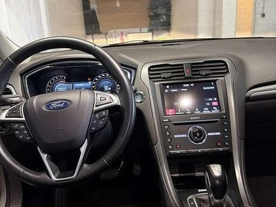 Beige Gebraucht 2017 Ford Mondeo Vignale Limousine | 15.000 € (Fairer Preis)