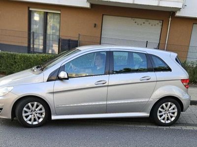 Mercedes B150