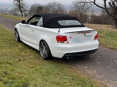 Gebraucht BMW 125 Cabriolet Sport Line 218 PS (160 kW) 2011 Weiß Cabrio