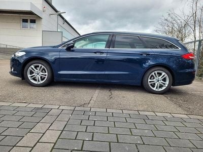 Gebraucht Ford Mondeo Titanium 179 PS (131 kW) 2018 Blau Limousine
