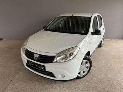 Weiß Gebraucht 2010 Dacia Sandero Ambiance Kleinwagen | 2.499 € (Fairer Preis)